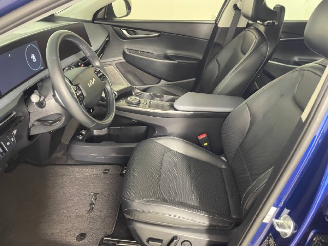 Certified 2023 Kia EV6 Wind AWD/4WD image 2