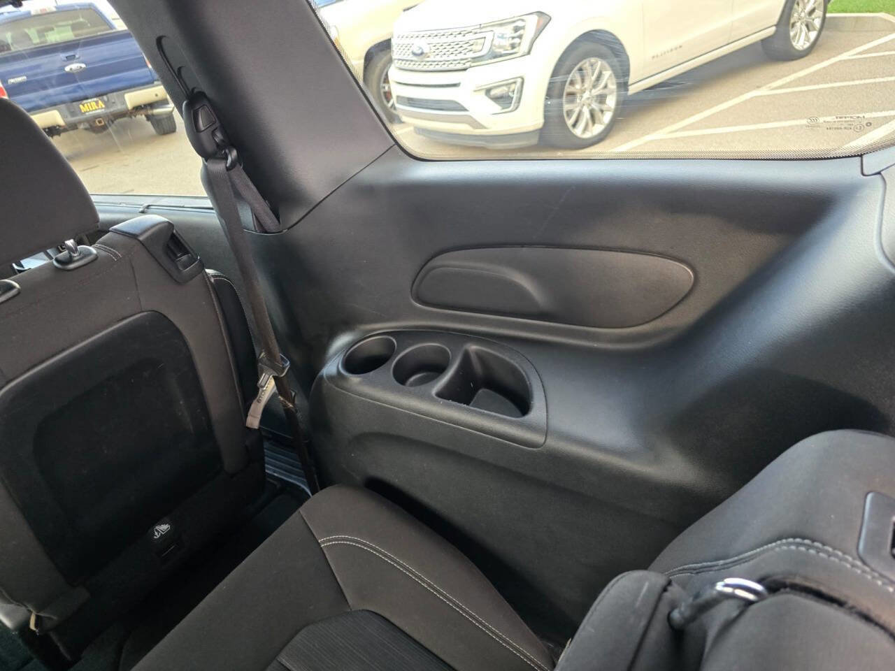 Used 2020 Chrysler Pacifica Touring w/ Advanced Safetytec Group FWD image 52
