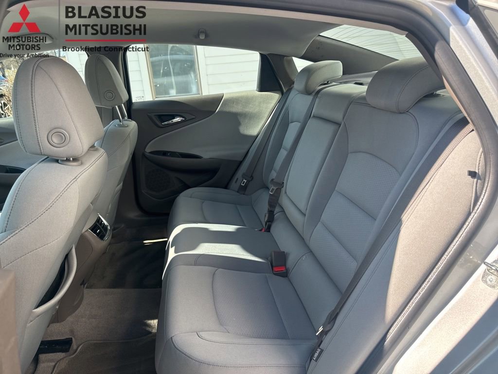 Used 2018 Chevrolet Malibu Hybrid FWD image 32
