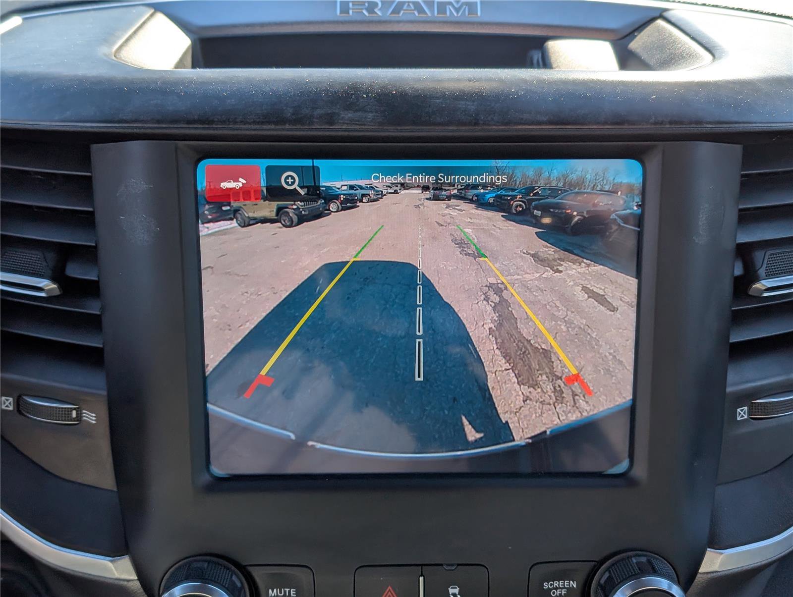 Used 2024 RAM 3500 Big Horn image 28