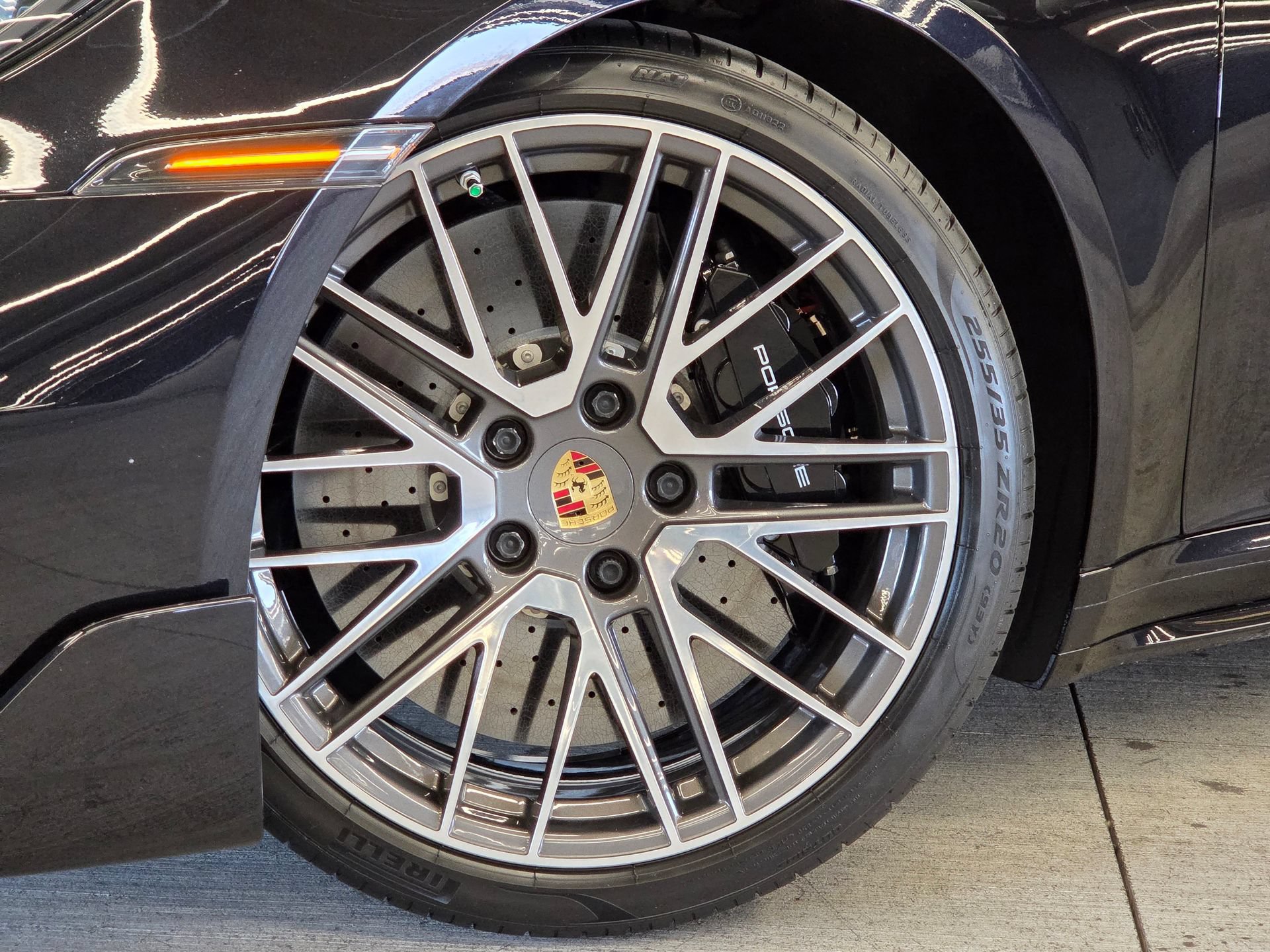 Certified 2021 Porsche 911 Turbo S AWD/4WD image 27