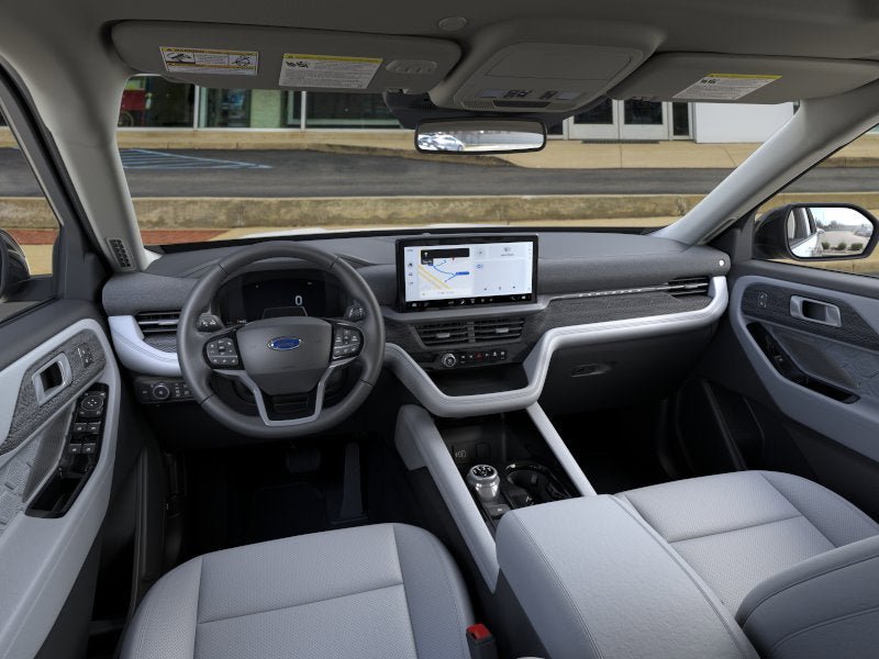 New 2026 Ford Explorer Platinum w/ LUX Leather Package AWD/4WD image 9