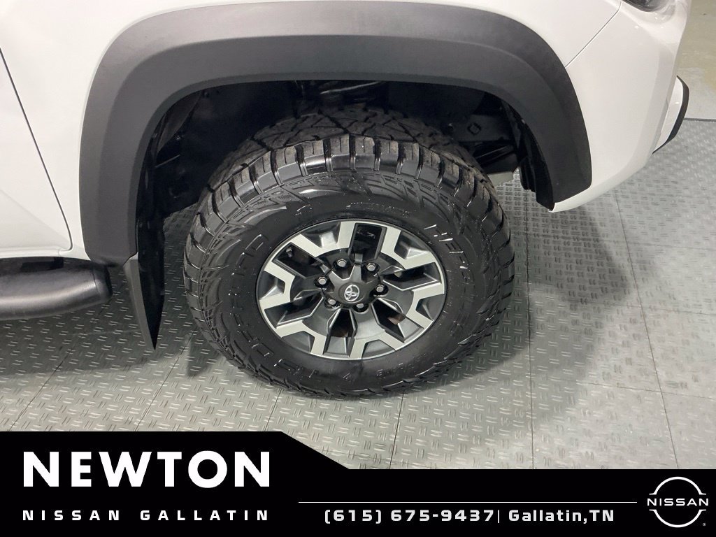 Used 2017 Toyota Tacoma TRD Off-Road w/ Tow Package (A/T) AWD/4WD image 55