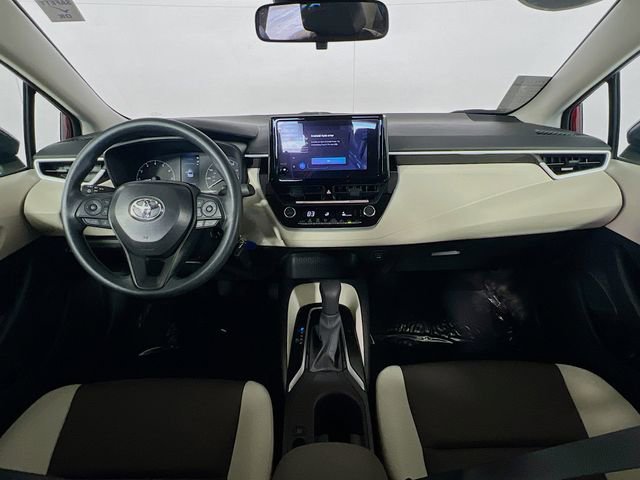 Used 2025 Toyota Corolla LE image 27