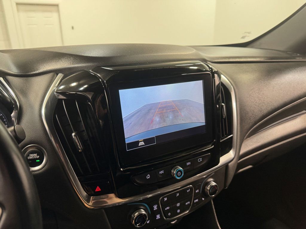 Used 2023 Chevrolet Traverse LT image 86