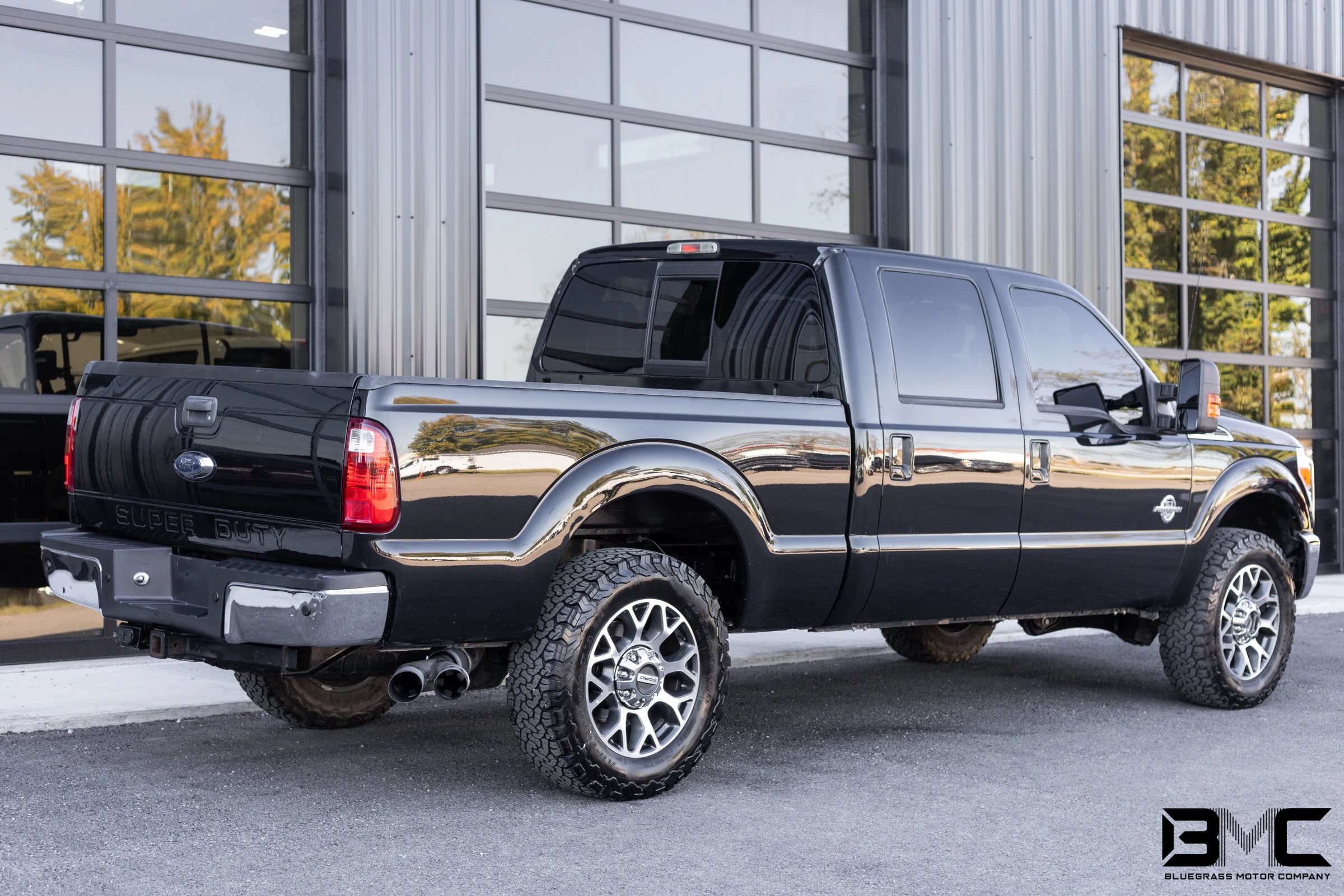 Used 2014 Ford F250 Lariat w/ Lariat Interior Package AWD/4WD image 11
