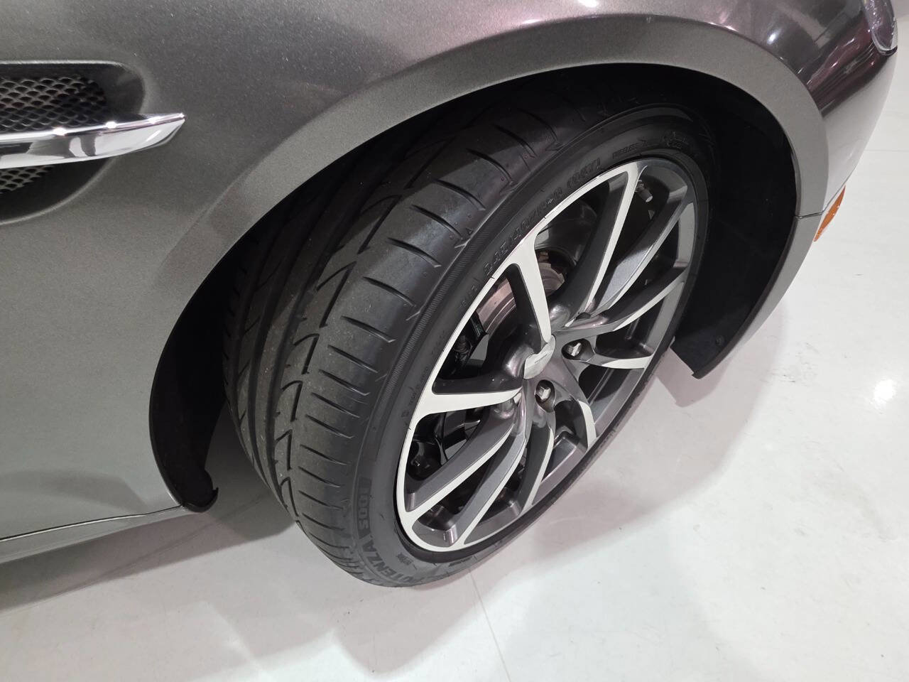 Used 2015 Aston Martin Rapide S image 26