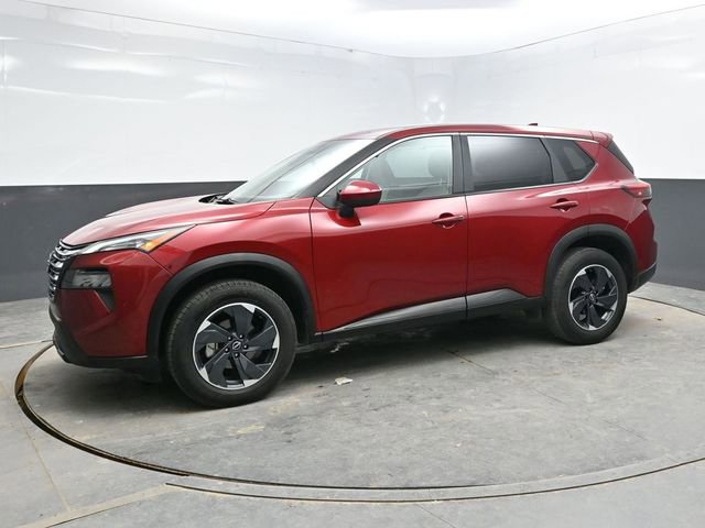 Used 2025 Nissan Rogue SV AWD/4WD image 3