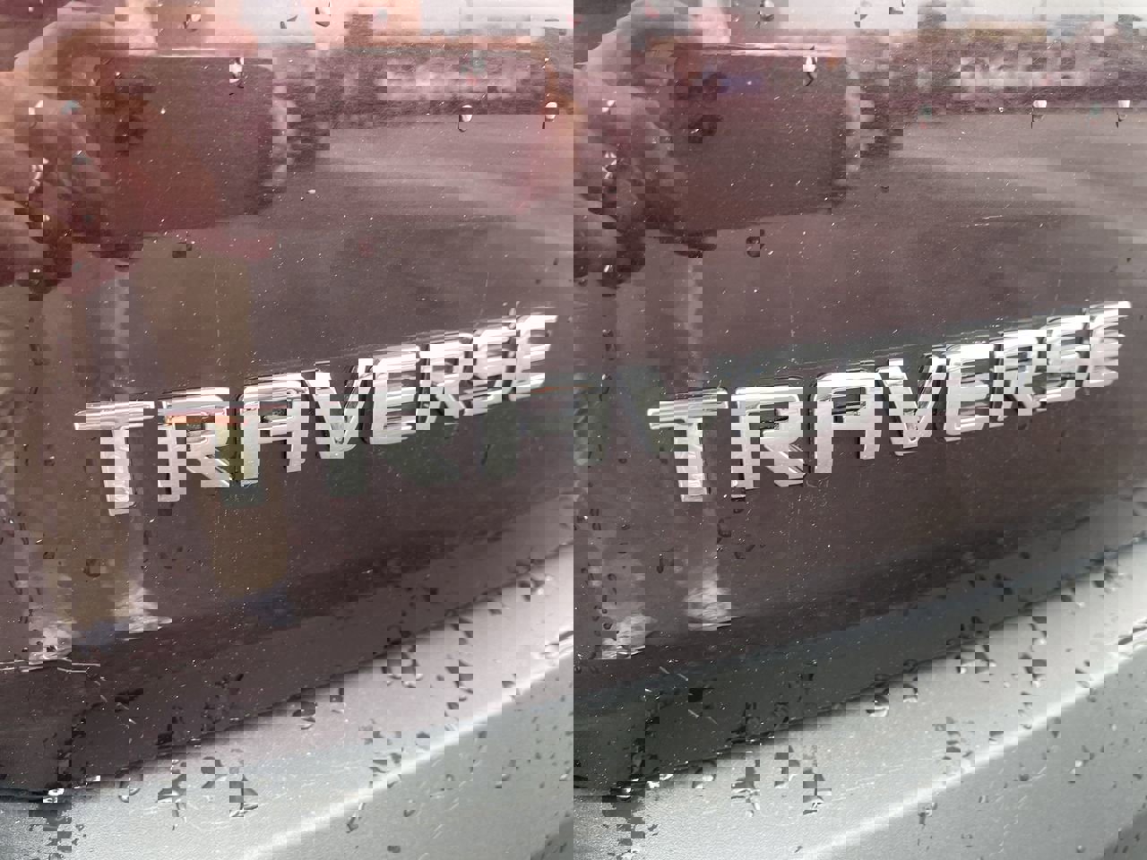 Used 2023 Chevrolet Traverse LT image 30