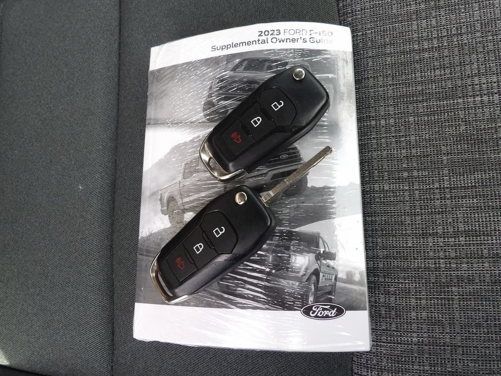 Used 2023 Ford F150 XLT AWD/4WD image 9