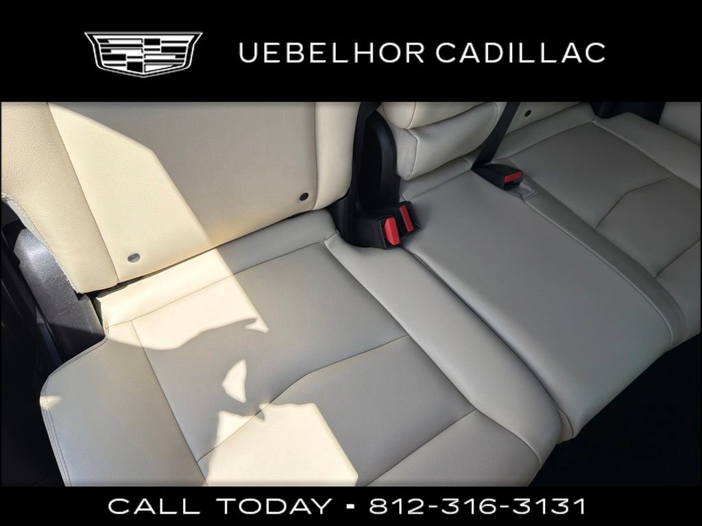Used 2017 Cadillac XT5 FWD image 6