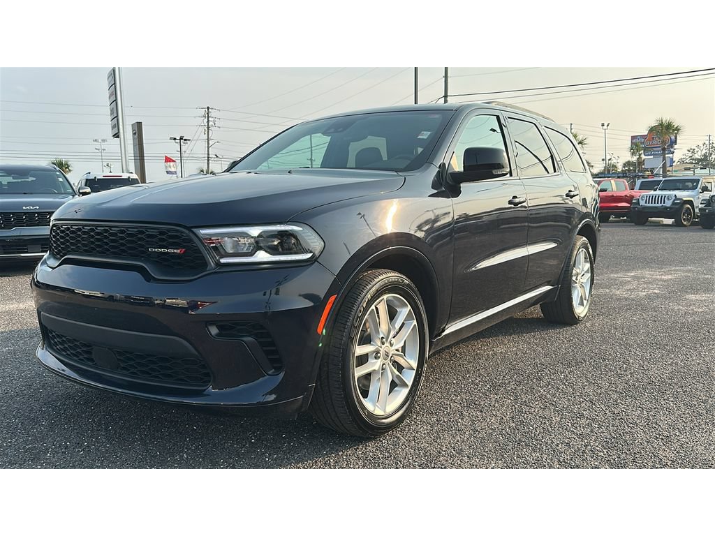 Used 2024 Dodge Durango GT RWD image 2