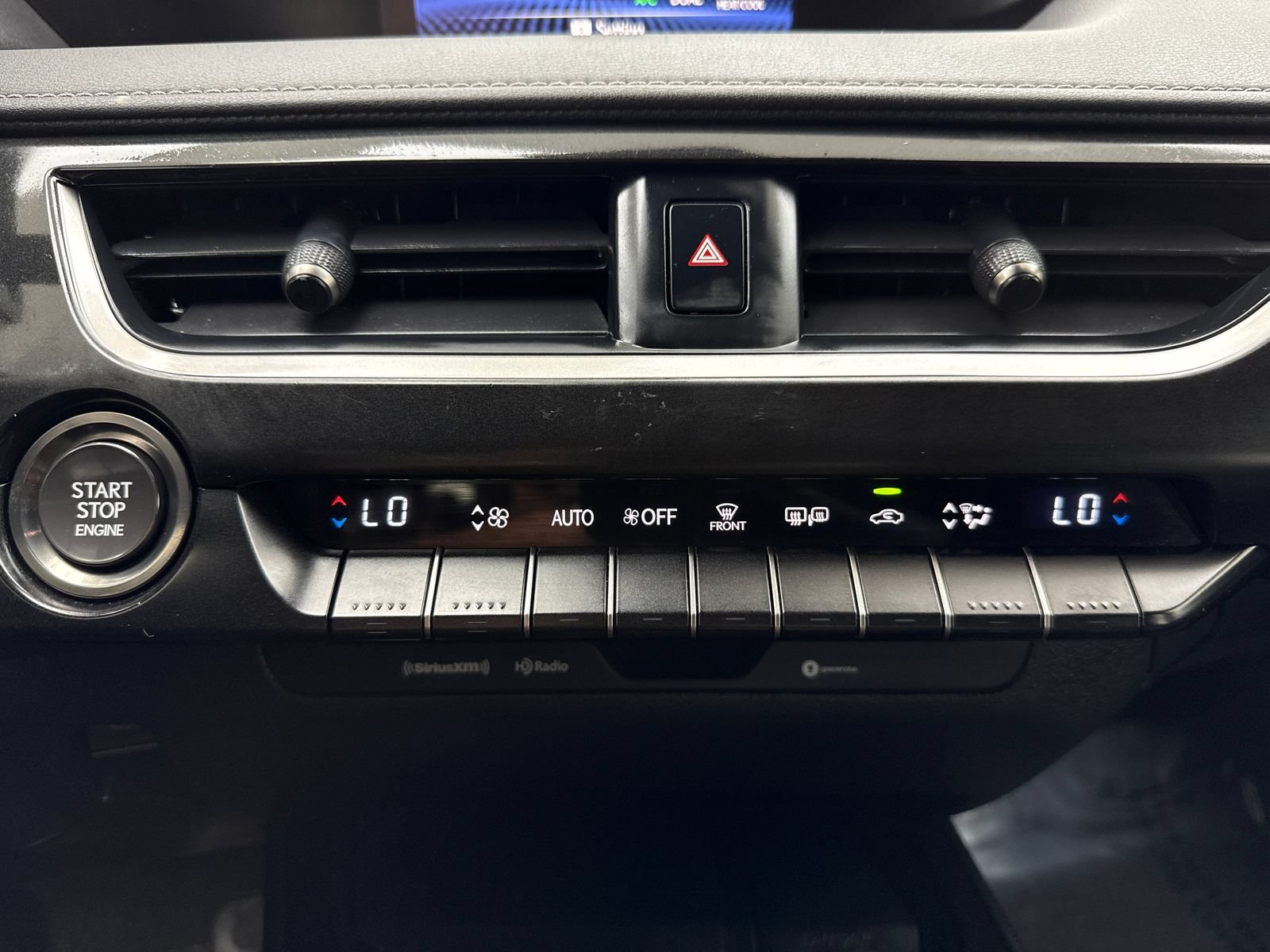 Used 2020 Lexus UX 200 w/ Accessory Package FWD image 30