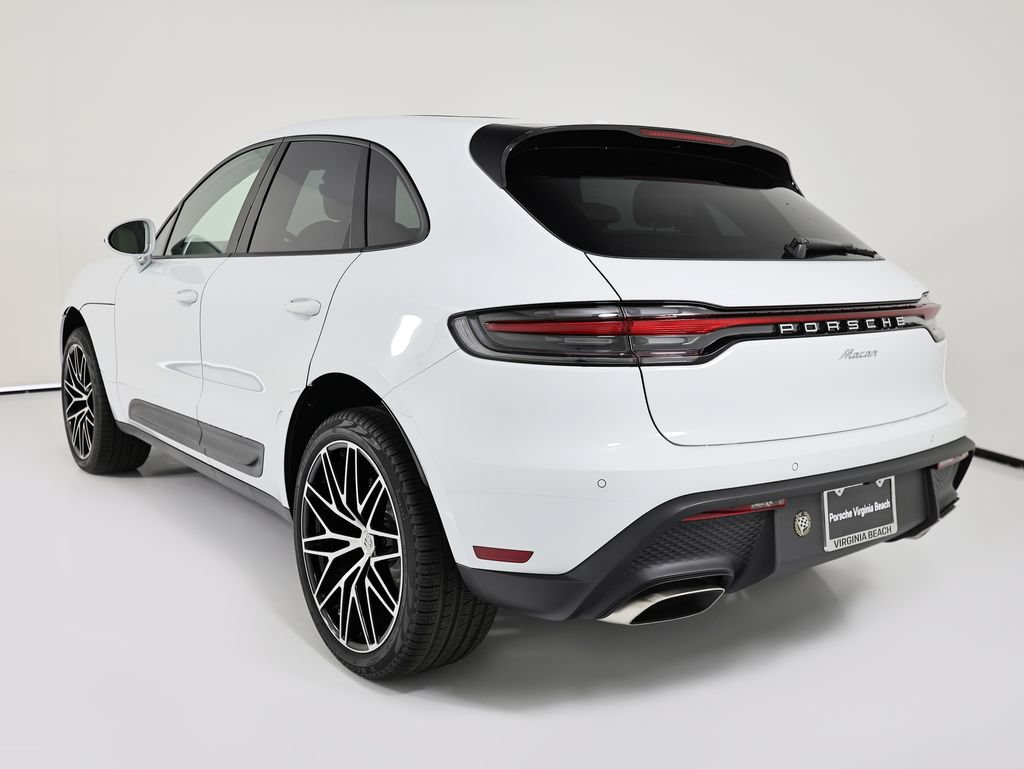 New 2026 Porsche Macan AWD/4WD image 3