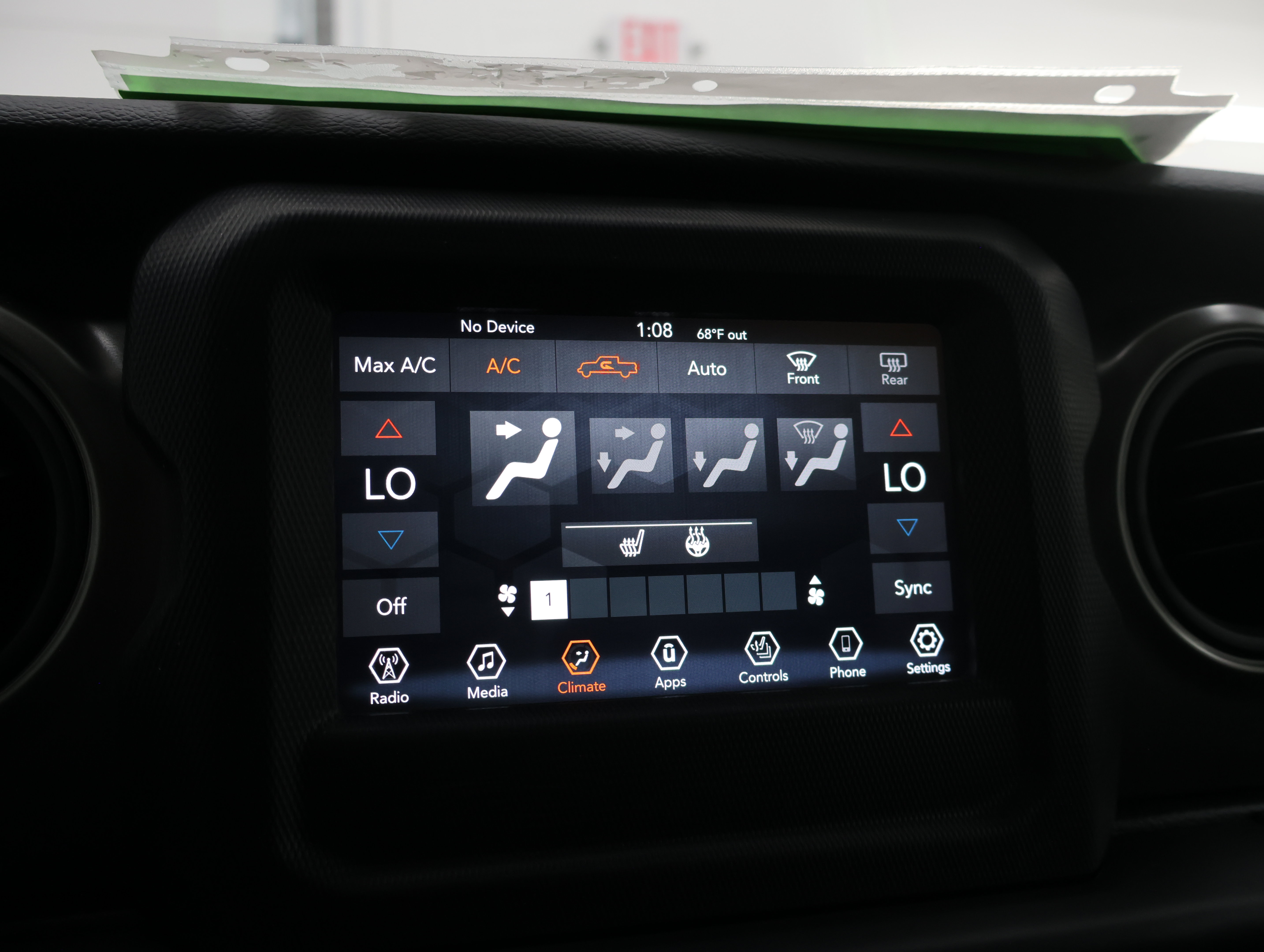 Used 2023 Jeep Gladiator Sport AWD/4WD image 48