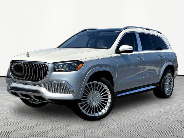 Used 2023 Mercedes-Benz Maybach GLS 600 4MATIC image 3