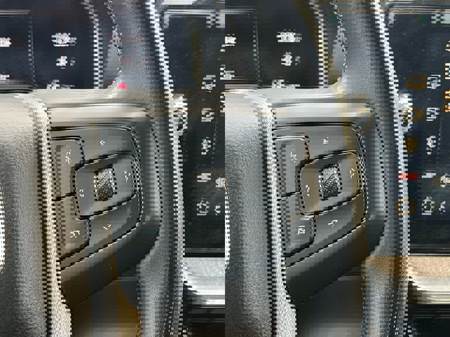 Used 2024 GMC Sierra 3500 Denali w/ Denali Reserve Package image 29