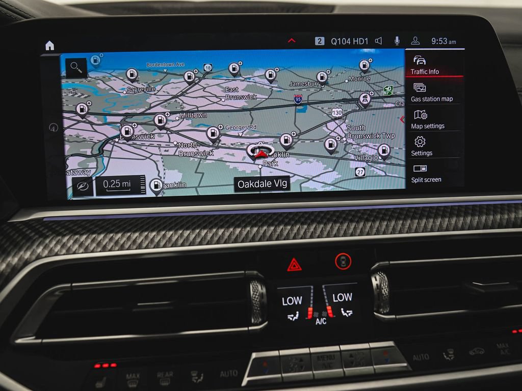 Used 2021 BMW X6 M AWD/4WD image 20
