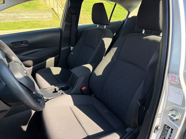 Used 2025 Toyota Corolla LE FWD image 19