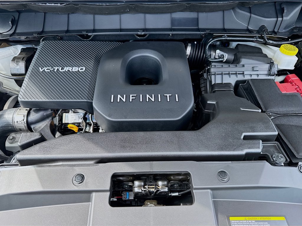 Used 2027 INFINITI QX60 Pure w/ Cargo Package FWD image 33