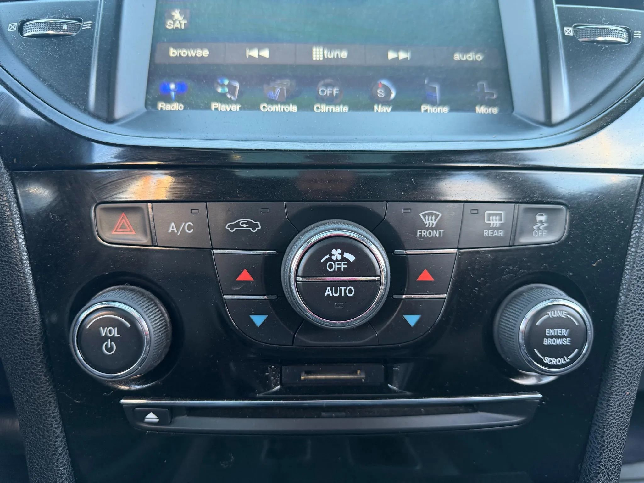 Used 2013 Chrysler 300 S image 25