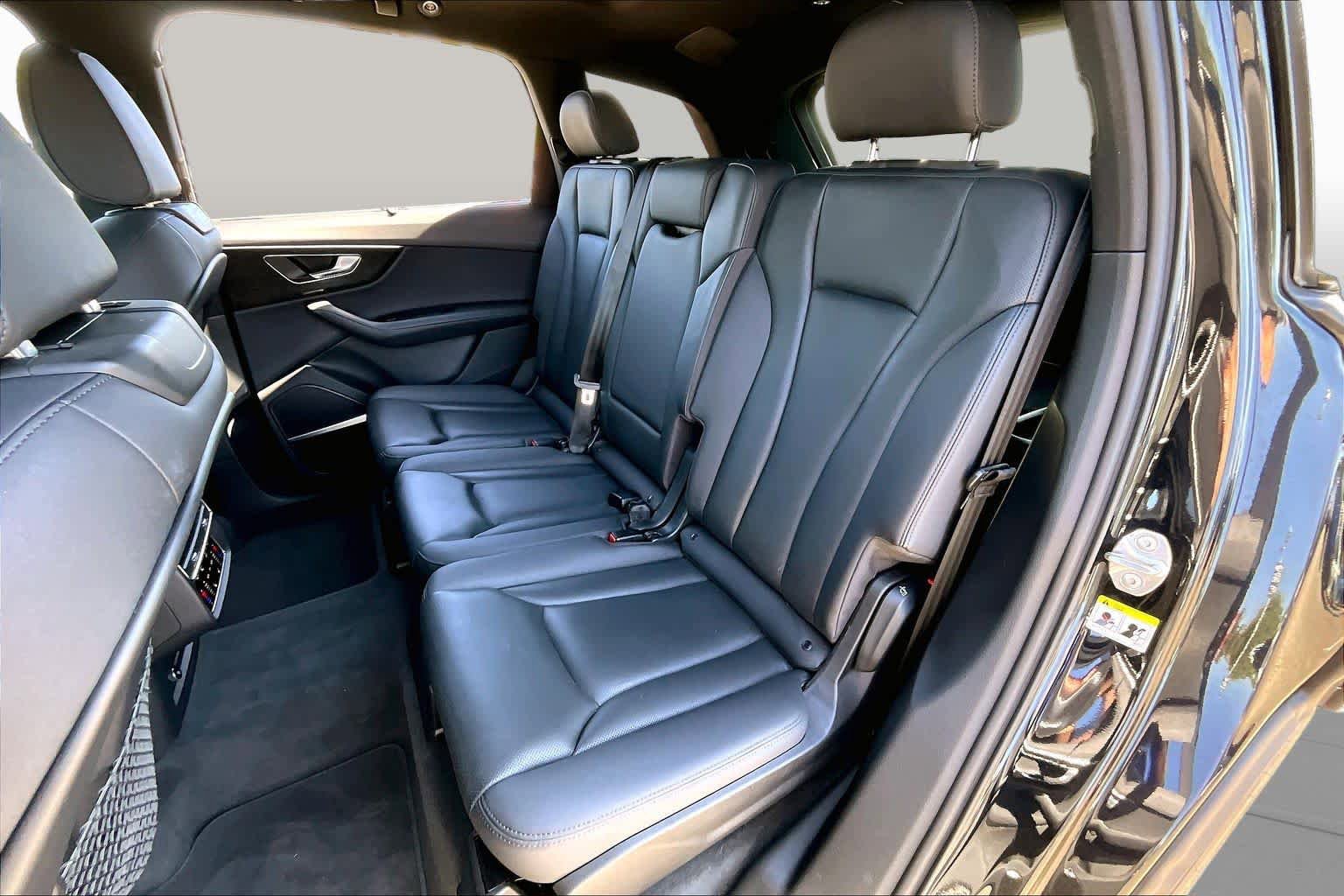 Used 2021 Audi Q7 3.0T Prestige w/ Prestige Package AWD/4WD image 20