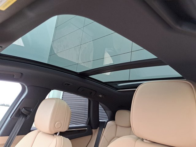 New 2026 Porsche Macan AWD/4WD image 38