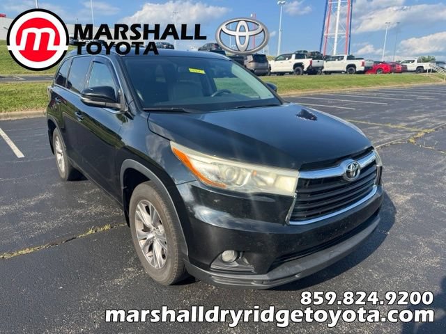 Used 2015 Toyota Highlander XLE AWD/4WD image 1