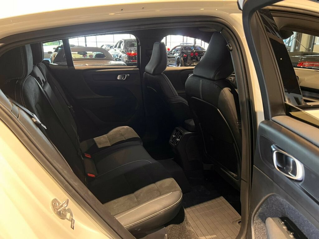 Used 2023 Volvo C40 P8 Recharge Plus AWD/4WD image 26