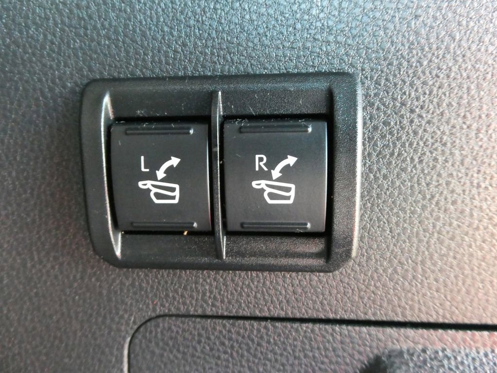 Used 2023 Toyota Sequoia Capstone image 19