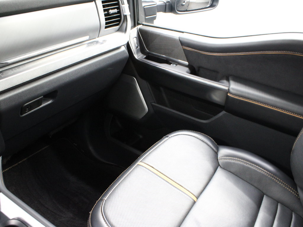 Used 2024 Ford F250 Platinum AWD/4WD image 39