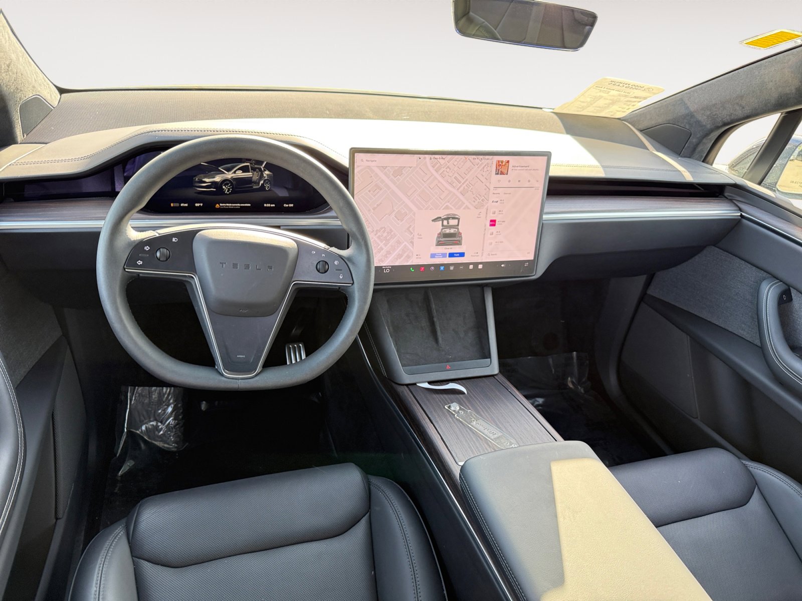 Used 2024 Tesla Model X image 15