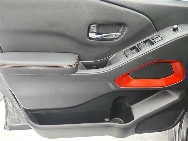Used 2025 Nissan Frontier PRO-4X image 31
