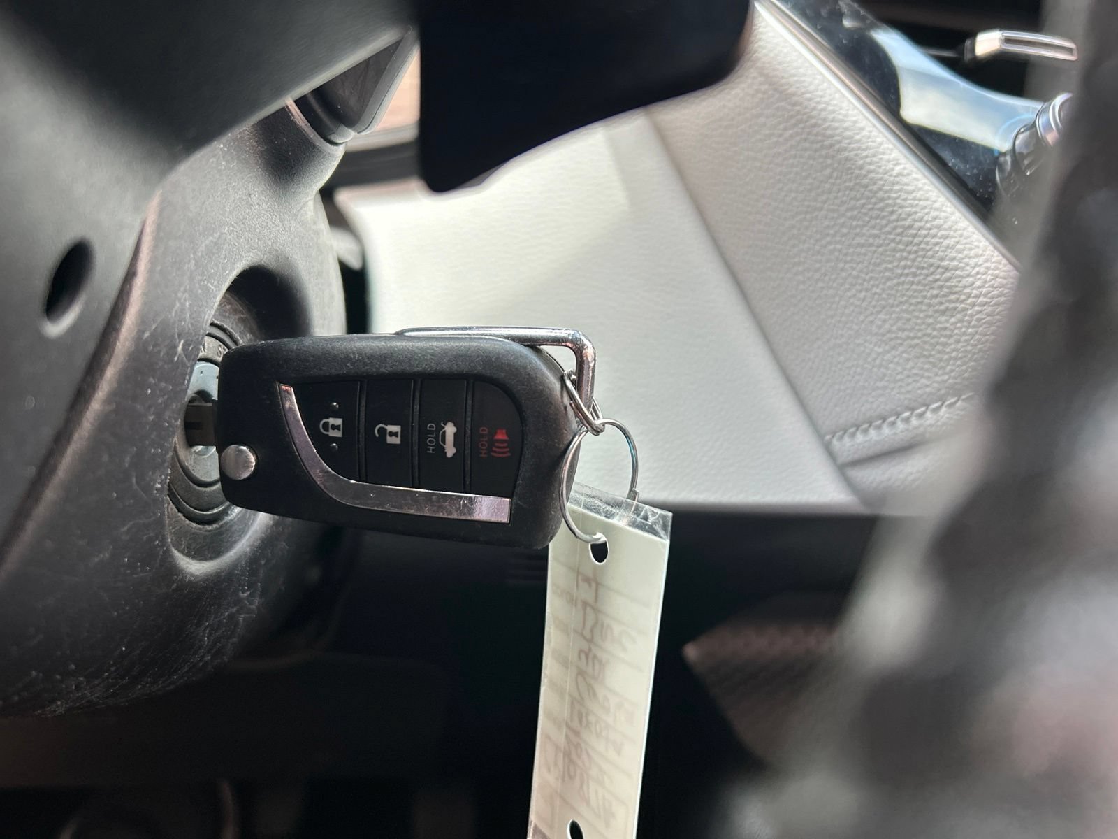 Used 2022 Toyota Corolla SE FWD image 19
