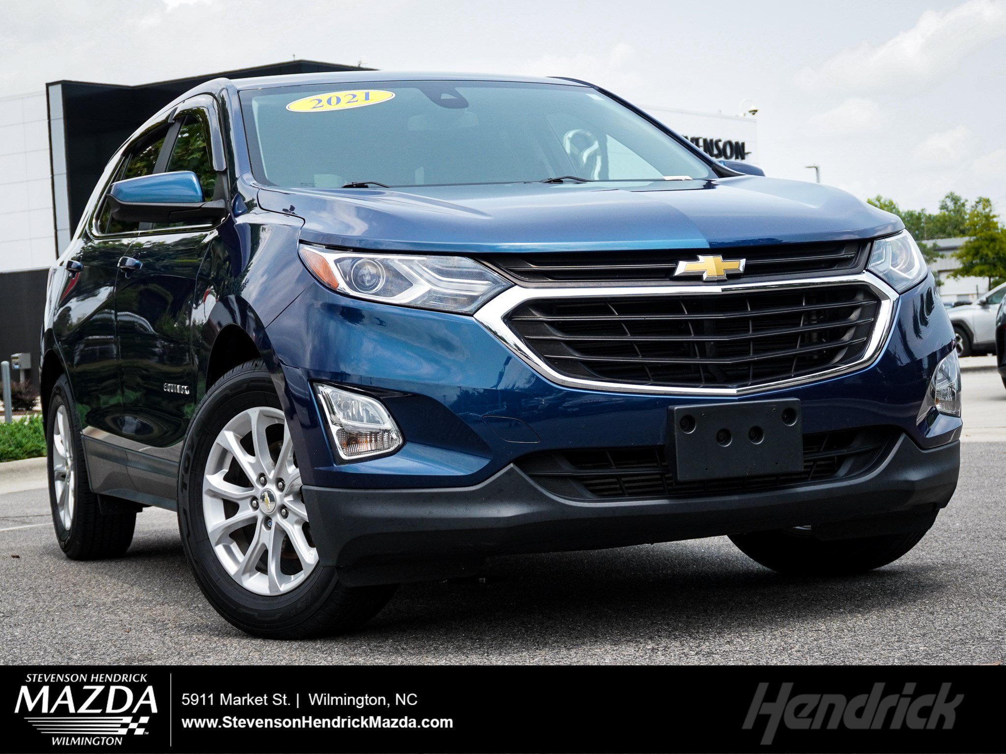 Used 2021 Chevrolet Equinox LT FWD image 1