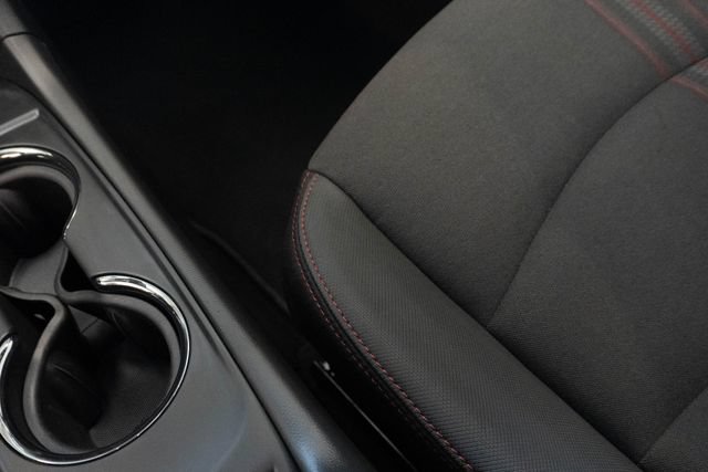 Used 2023 Chevrolet Equinox RS FWD image 28