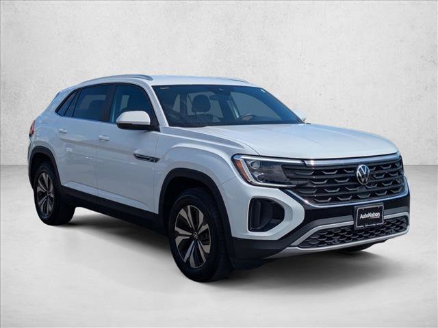 Used 2024 Volkswagen Atlas Cross Sport SE FWD image 3