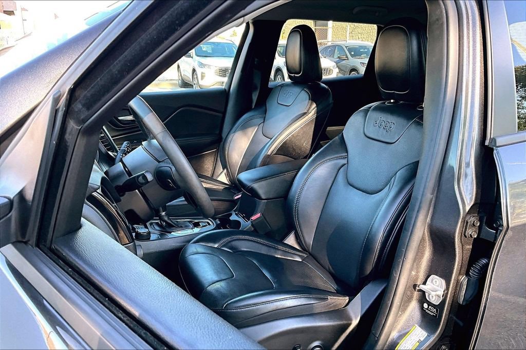 Used 2023 Jeep Cherokee Altitude Lux AWD/4WD image 23