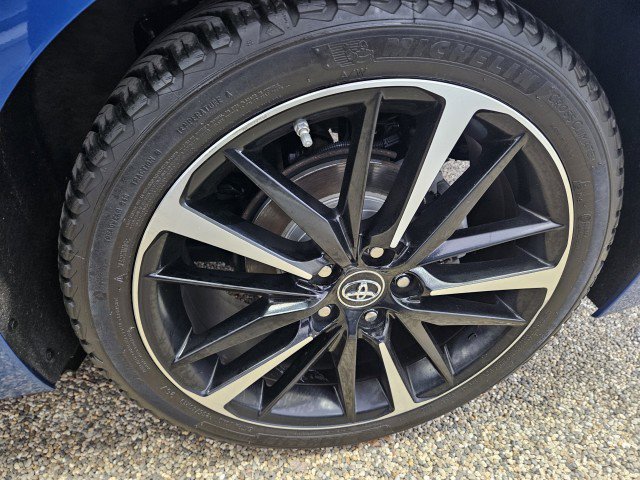 Used 2018 Toyota Camry XSE image 30