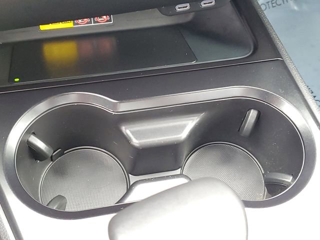 Used 2023 Lexus UX 250h AWD w/ Accessory Package (Z1) image 19