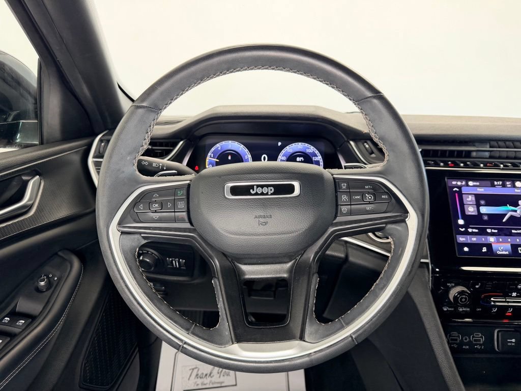 Used 2023 Jeep Grand Cherokee L Laredo AWD/4WD image 18