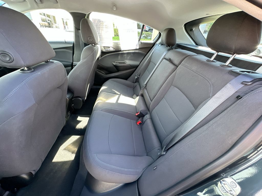 Certified 2019 Chevrolet Cruze LT w/ Convenience Package FWD image 23