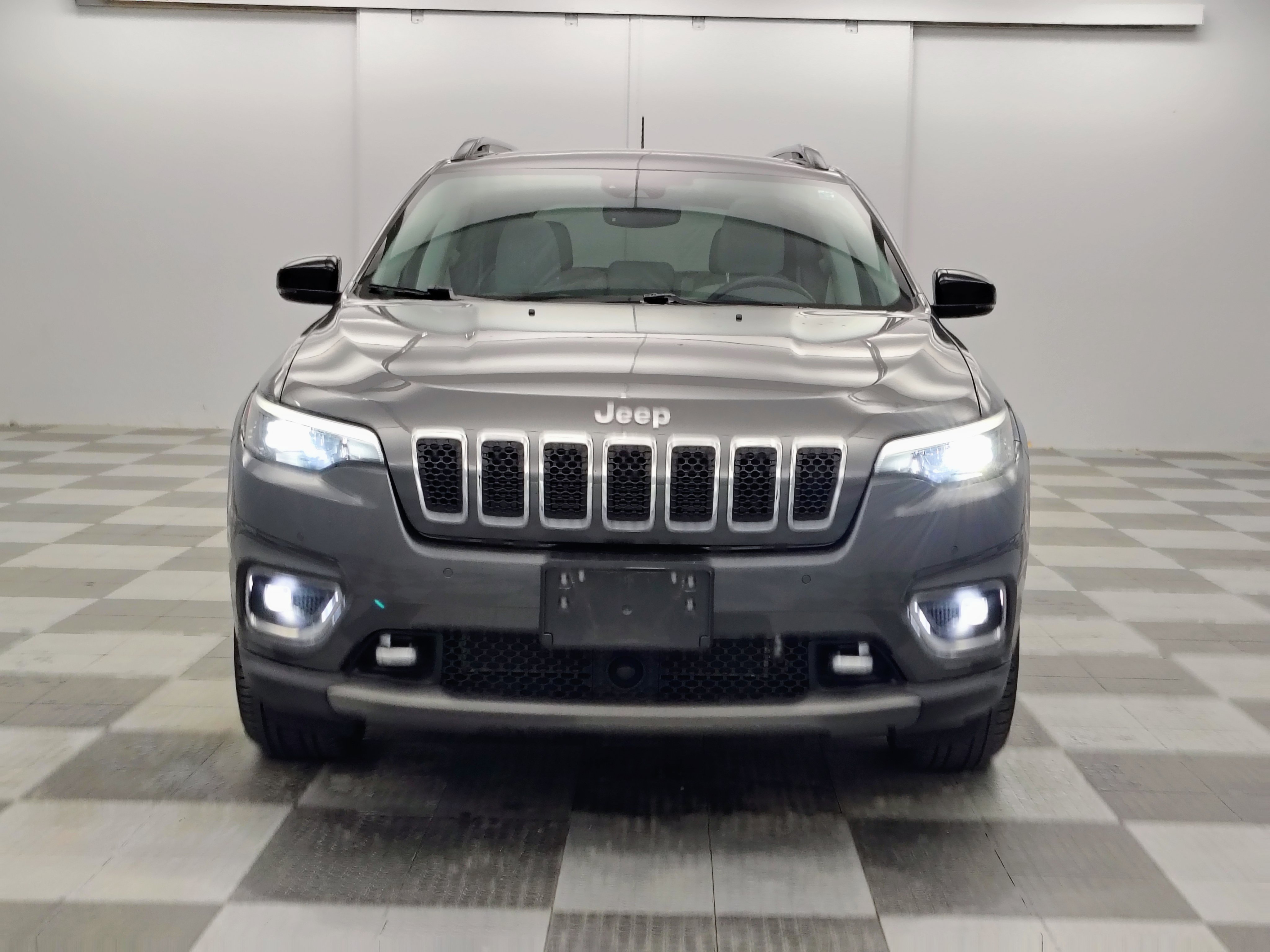 Used 2022 Jeep Cherokee Limited w/ Elite Package image 8