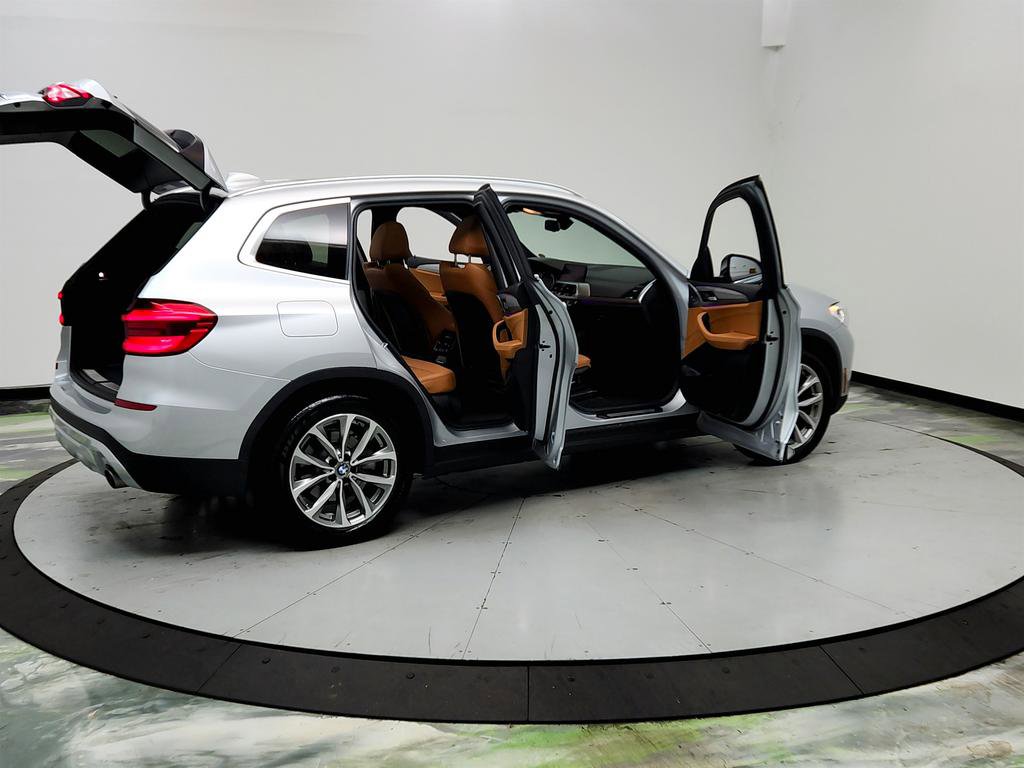 Used 2019 BMW X3 sDrive30i w/ Premium Package image 11