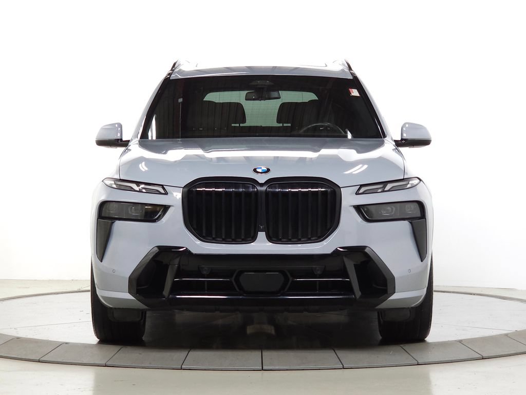 Used 2023 BMW X7 xDrive40i w/ M Sport Package AWD/4WD image 11