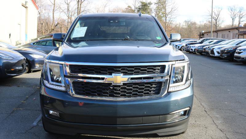 Used 2019 Chevrolet Suburban LT image 2