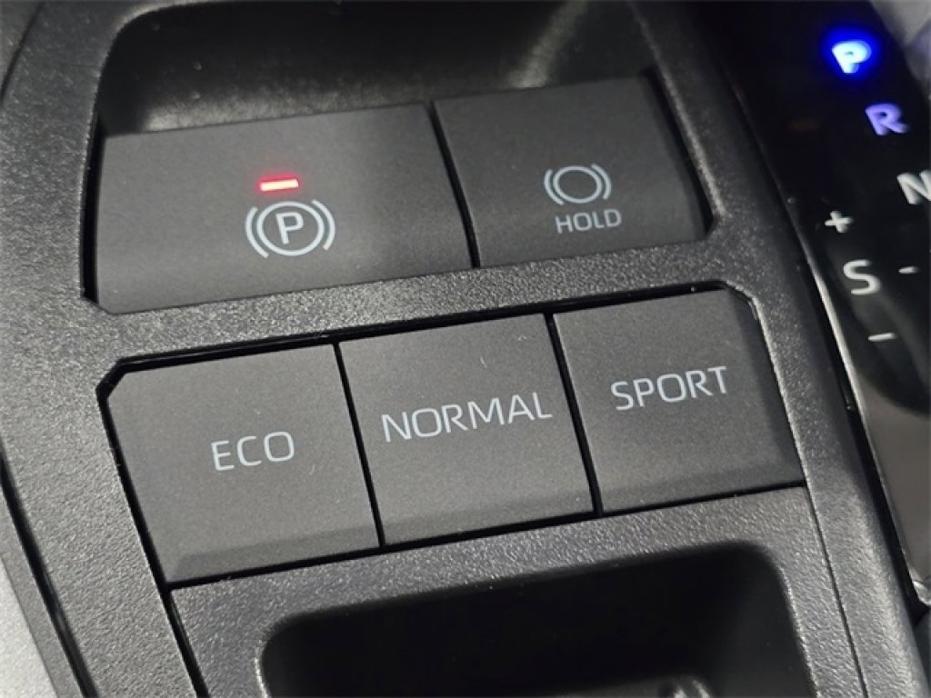 New 2025 Toyota RAV4 XLE Premium image 7