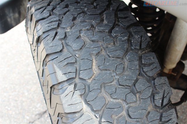 Used 2006 Jeep Wrangler Sport w/ 30" Tire & Wheel Group AWD/4WD image 3