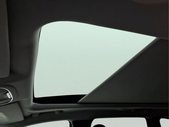 Used 2019 Jeep Cherokee Trailhawk image 19