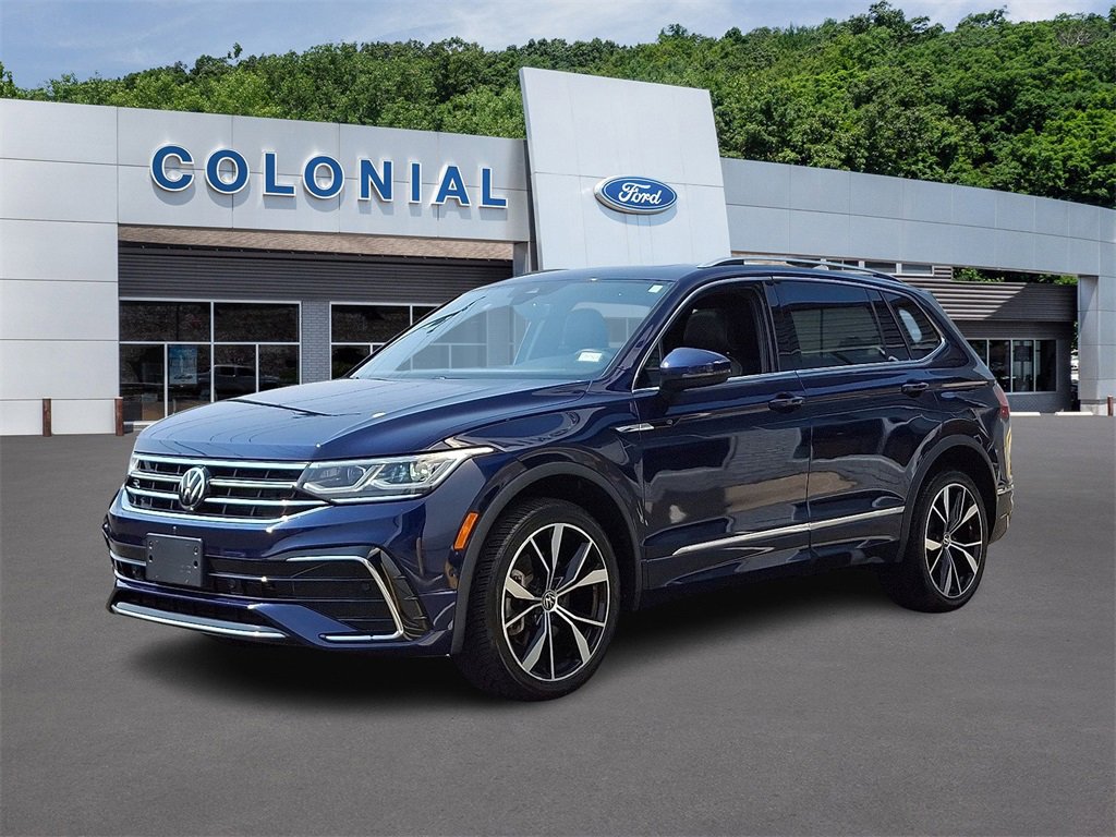 Used 2022 Volkswagen Tiguan SEL R-Line image 3